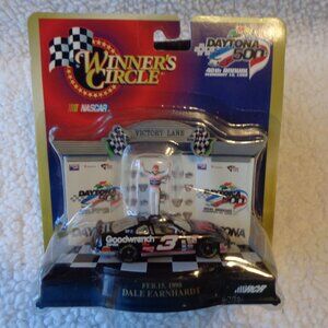 Dale Earnhardt #3 Winner's Circle Daytona 500 Victory Lap Car 1998 Goodwrench